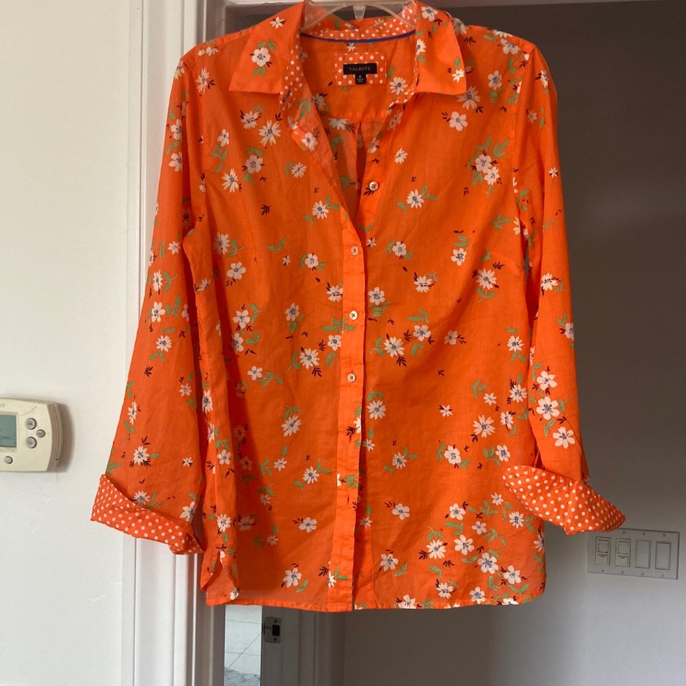 Ladies Talbot’s Ditsy blouse
